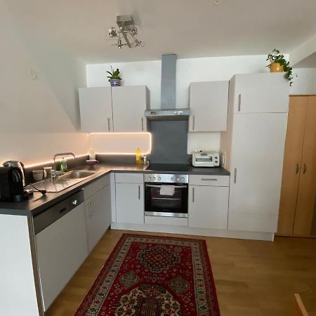 Apartment 9 Stops Away From City-Centre Vienna Exterior photo
