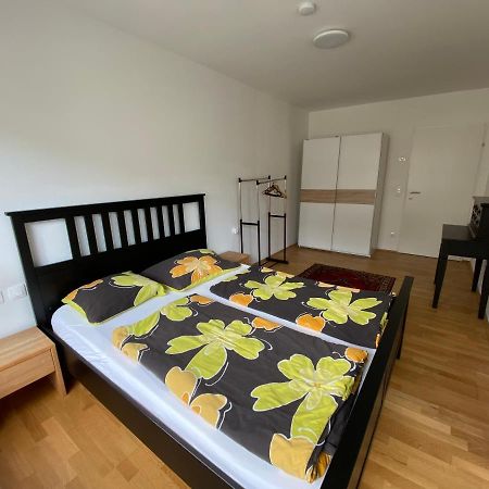 Apartment 9 Stops Away From City-Centre Vienna Exterior photo
